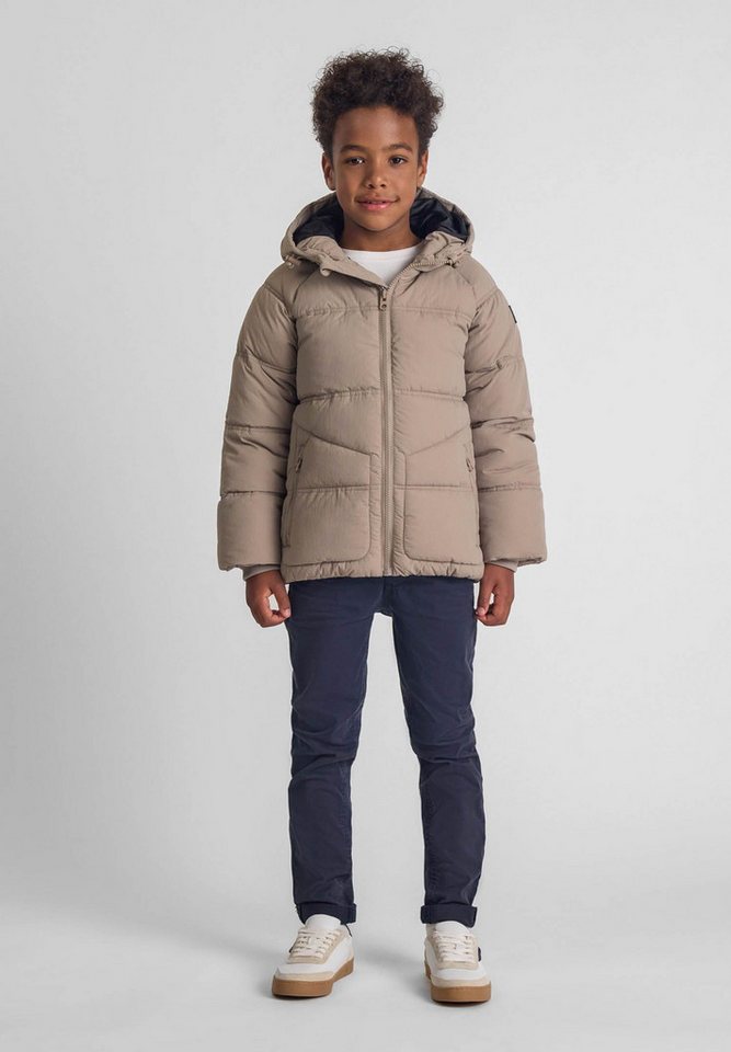 MINOTI Winterjacke Steppjacke mit Kapuze und Taschen mit Reißverschluss  (2y-14y) trendiger Aufnäher am Ärmel von MINOTI