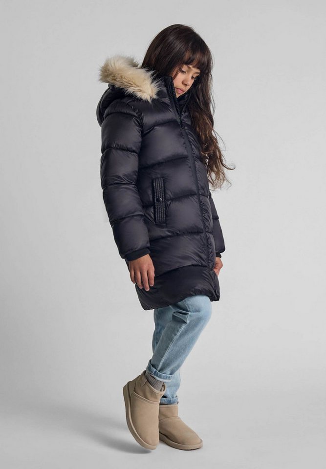 MINOTI Winterjacke Steppjacke mit Reißverschluss und Fellbesatz an der Kapuze (2–14y) trendiger Aufnäher am Ärmel von MINOTI