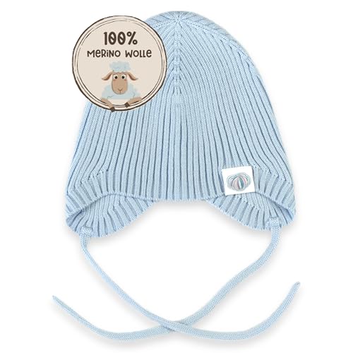 MIRARI Kids Warme gerippte Babymütze gestrickt aus 100% Merinowolle I Unisex Strickmütze mit Ohrenklappen und Bindebändern I weiche Baby Wollmütze ohne Futter I Rippenstrick (Blau, 9M (44-48)) von MIRARI Kids