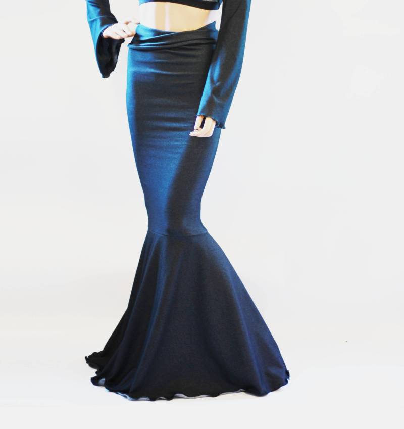 Denim Schwarzer Meerjungfrau-Rock Hohe Taille Spandex Maxi-Rock von MIRIMIRIFASHION