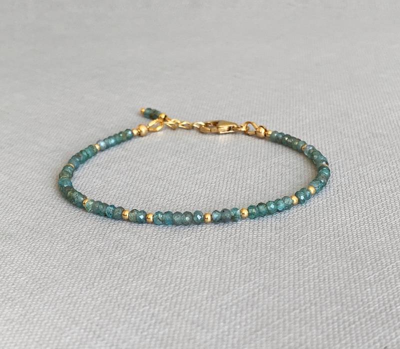 Edelstein Und Gold Filled Armband, Kyanit Schmuck, Geschenk Idee Frau von MIRMARE