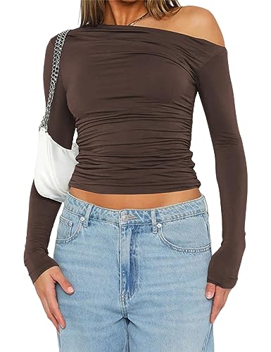 MISSACTIVER Frauen Sexy Eine Schulter Asymmetrische Hals Crop Top Y2K Langarm Geraffte Ausgehen Cropped T-Shirts, Braun, Klein von MISSACTIVER