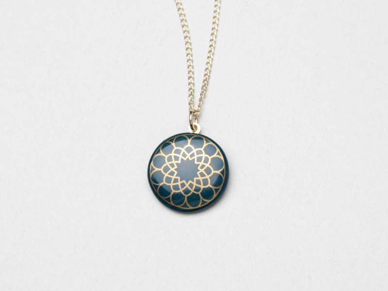 Kette Mit Porzellan-Anhänger/Grün, Goldenes Ornament Orientalisch Porzellan-Kette Goldschmuck Goldkette Keramik-Kette Mandala Kette Mit Porzellan-Anhänger/Grün, Goldenes Ornament Orientalisch Porzellan-Kette Goldschmuck Goldkette Keramik-Kette Mandala von MIYUporzellanschmuck