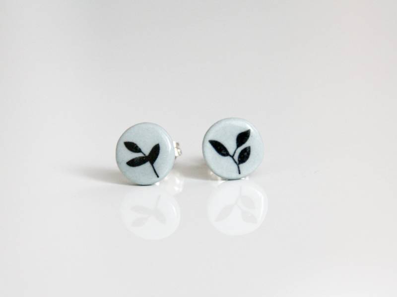 Ohrstecker Aus Porzellan, Mint Mit Ranke Ohrstecker Aus Porzellan, Mint Mit Ranke von MIYUporzellanschmuck