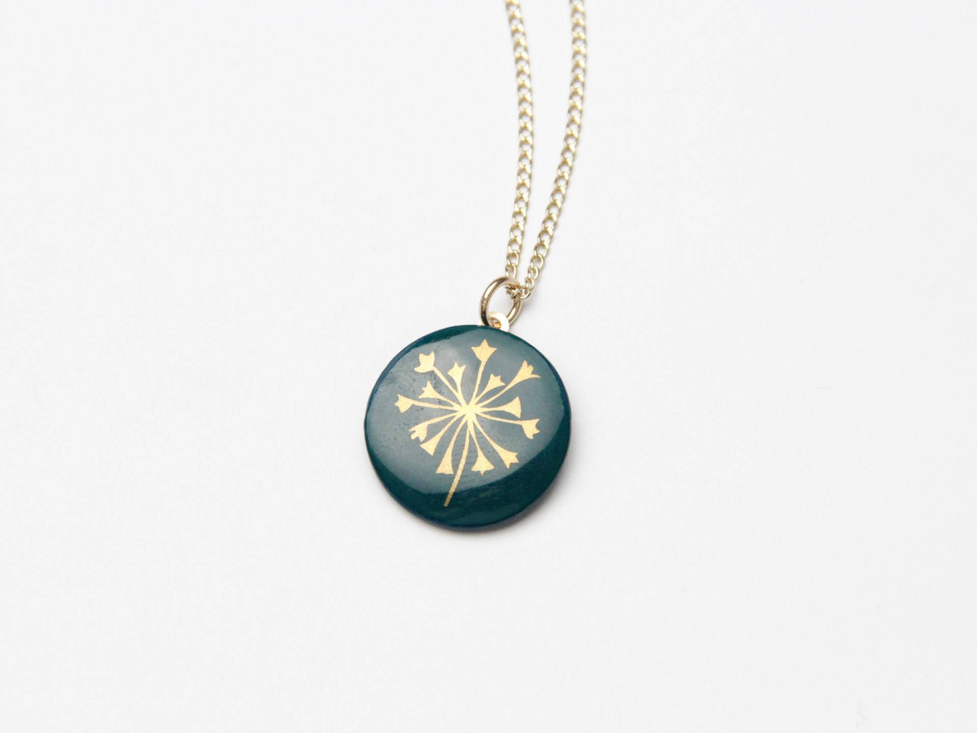 Porzellan-Anhänger/Dunkelgrün Goldene Dolde Goldkette Goldschmuck Kettenanhänger Aus Porzellan Keramik Petrol Pusteblume von MIYUporzellanschmuck