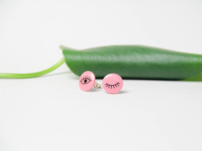 Porzellan Ohrstecker/Rosa Mit Schwarzen Augen Ohrringe Porzellanschmuck Keramikschmuck Keramik Augenmotiv Silber Porzellan Ohrstecker/Rosa Mit Schwarzen Augen Ohrringe Porzellanschmuck Keramikschmuck Keramik Augenmotiv Silber von MIYUporzellanschmuck