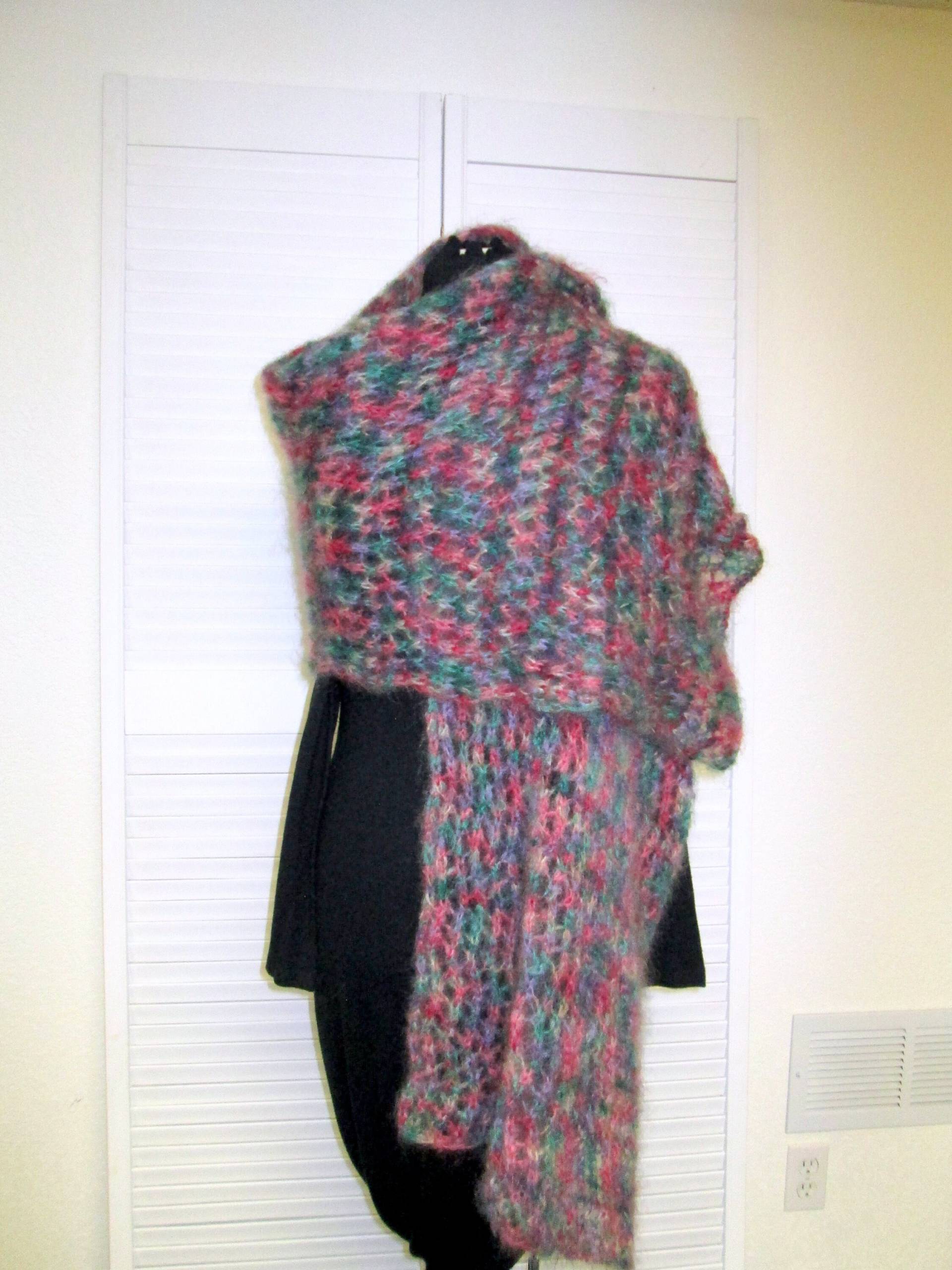 Regenbogen Ripple Handgestrickte Mohair Lace Schal/Wrap von MJMStudioDesigns