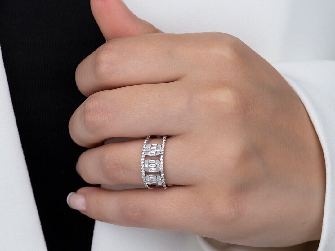 14K Solid Gold Diamant Ring, Einzigartige Baguette Cut Für Sie, Diamantring, Ring von PiecesOfMeDiamond