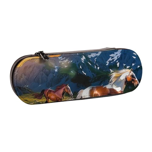 Federmäppchen aus Leder, Motiv: Shocking Running Horses für Mädchen und Jungen, niedliches Federmäppchen, Make-up-Tasche für Reisen, Schule, Büro, Uni, Schwarz , Einheitsgröße, Schulranzen von MKNAZ