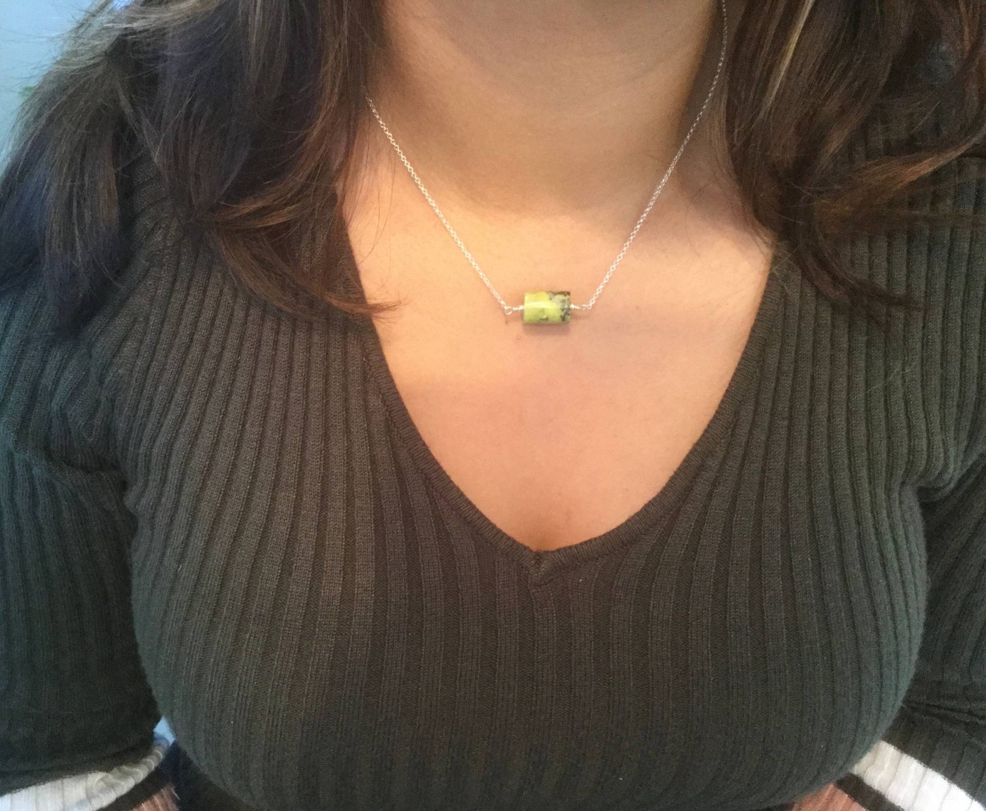 Serpentin Stein Halskette, Anhänger, Sterling Silber, Grüne Geschenk Für Sie von MKcreationsCrafts