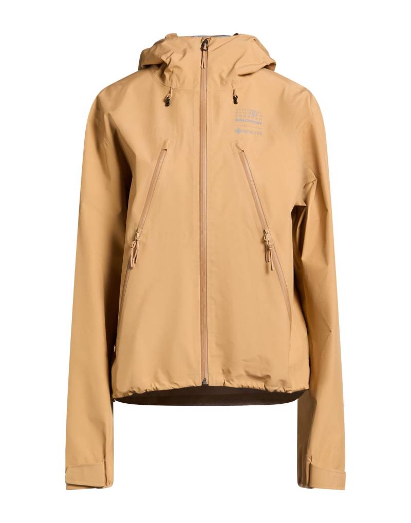 MM6 MAISON MARGIELA x SALOMON Jacke & Anorak Damen Kamel von MM6 MAISON MARGIELA x SALOMON