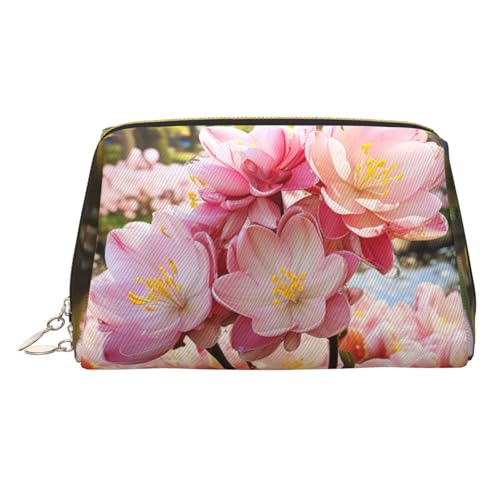 Make-up-Tasche aus Leder mit Winterhintergrund, große Kapazität, Reise-Aufbewahrungstasche, Mehrzweck-Toilettenartikel und Make-up-Tasche, Kirschblüten und Tulpen, Einheitsgröße, Schulranzen von MMSJSBVY