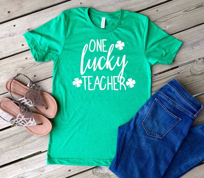 Ein Glücklicher Lehrer Shirt/ Bella Canvas T-Shirt/ St. Patrick's Day Unisex Sizing/ Grünes Benutzerdefinierte Farben Ein Glücklicher Lehrer Shirt/ Bella Canvas T-Shirt/ St. Patrick's Day Unisex Sizing/ Grünes Benutzerdefinierte Farben von MMZdesign