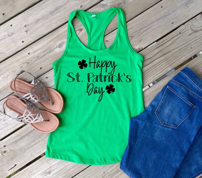 Happy St Patrick's Day Racerback Tank Top/St. Damen Patricks Grün Happy St Patrick's Day Racerback Tank Top/St. Damen Patricks Grün von MMZdesign