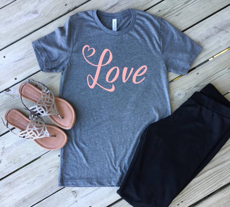 Love Bella Canvas Shirt/Valentinstag Herz Individuelle Farben Unisex Sizing Love Bella Canvas Shirt/Valentinstag Herz Individuelle Farben Unisex Sizing von MMZdesign