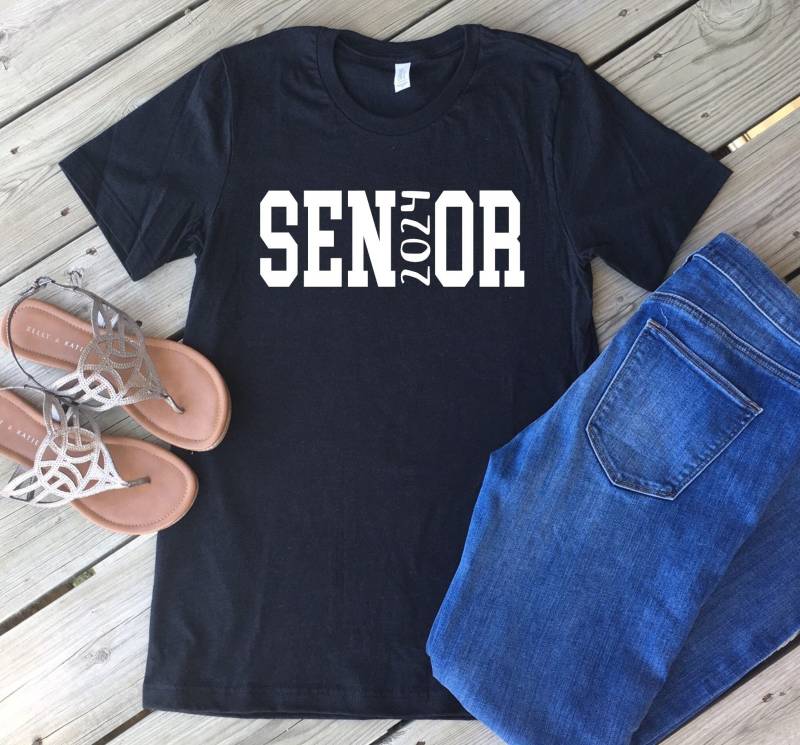 Senior 2024 Shirt, Bella Canvas, Custom Colors, School High Senior 2024 Shirt, Bella Canvas, Custom Colors, School High von MMZdesign