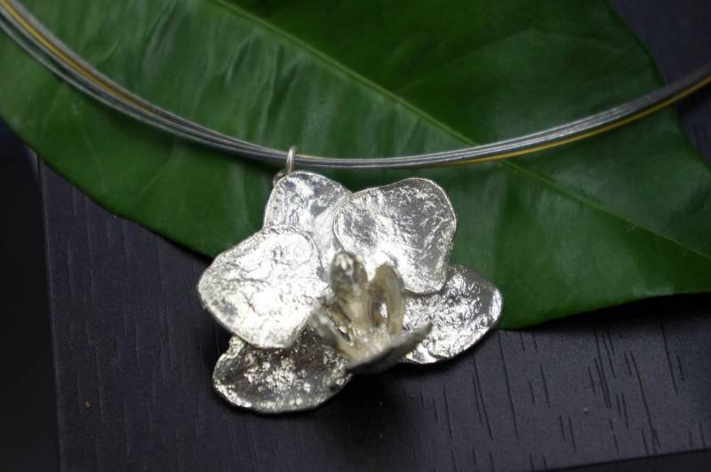 sterling Silber Orchidee Halskette, Echte Blume Schmuck von MNJRealFlowerJewelry
