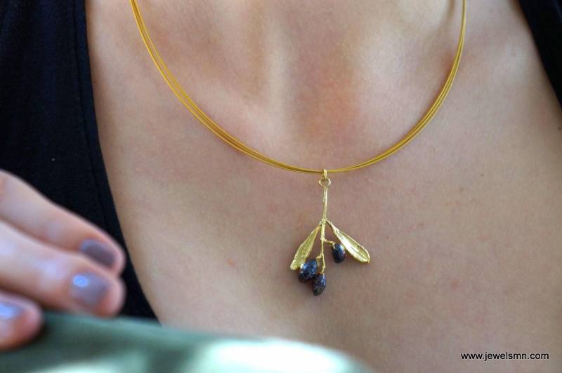 Olivenblatt Und Frucht Kette Sterling Silber Natur Anhänger von MNJRealFlowerJewelry