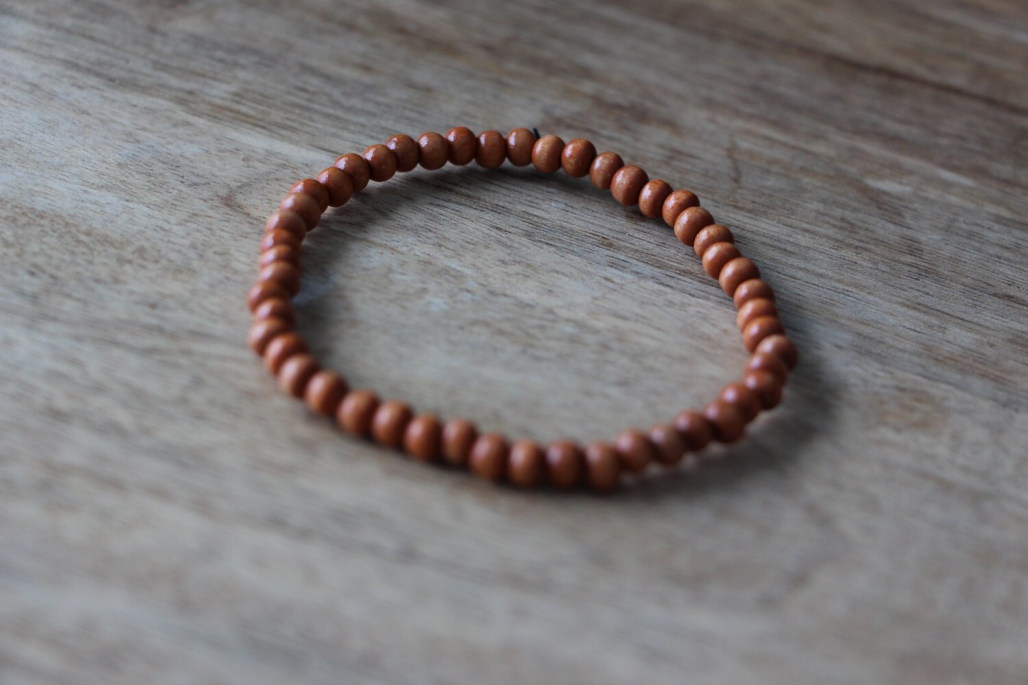 Herren Armband Kleine Natürliche Holz-Perlen - Hellbraun von MNTNwear