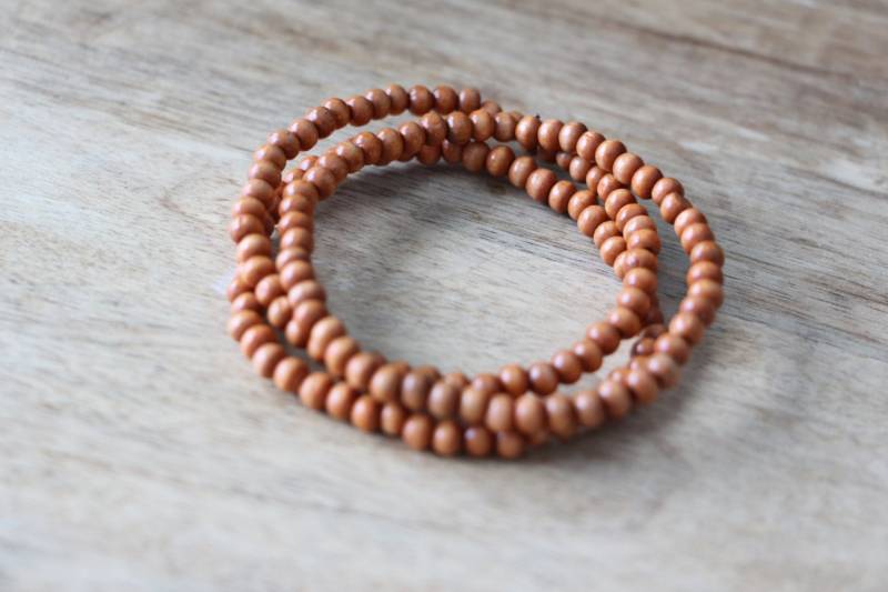 Herren Natürliche Holz Farbigen Perlen 3Er Set Armband Stapel von MNTNwear