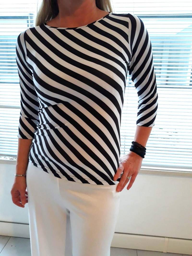 Sommerliche Zebrabluse von MODADMG