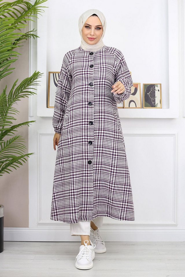 MODAMİHRAM Maxikleid Itone MontGeknöpfter Chanel Steppmantel von MODAMİHRAM