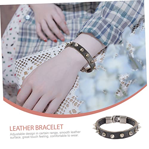 MOKKHNB Punk Lederarmband mit Nieten Verstellbar Unisex Vintage Goth Stil Robustes Metall und Weiches Armband für Männer Frauen Accessoire von MOKKHNB