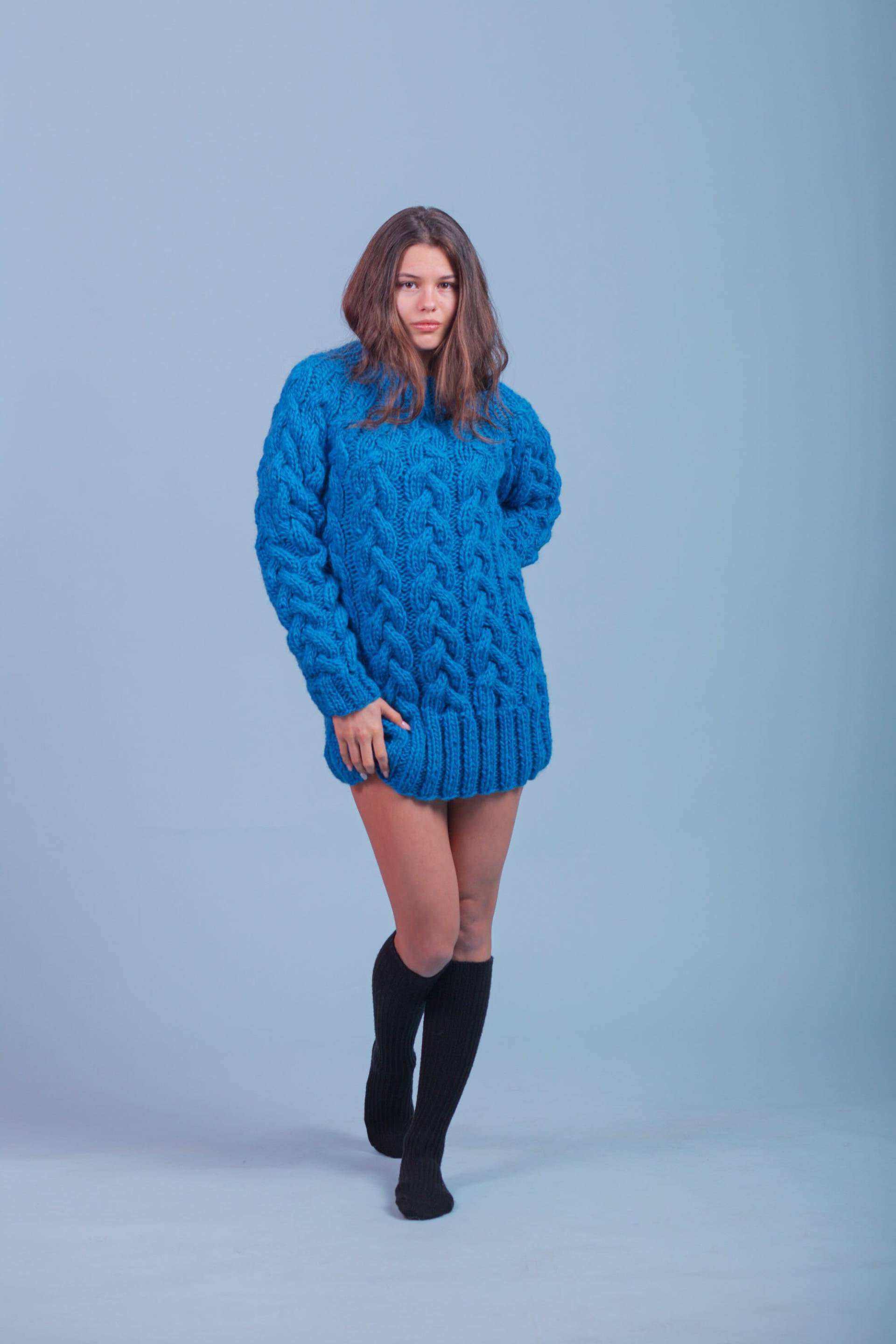 Ocean Blue Pullover, Dicker Wollpullover, Damen Aran Rollkragenpullover, Plus Size Kleidung, Warmer Oversized Chunky Jumper von MOLIMARKS