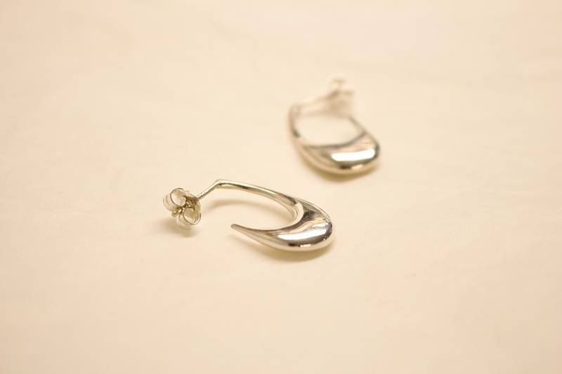 Silber Halbmond Creolen Moderne Schmuck Silber Halbmond Creolen Moderne Schmuck von MOLOKOplusJEWELRY