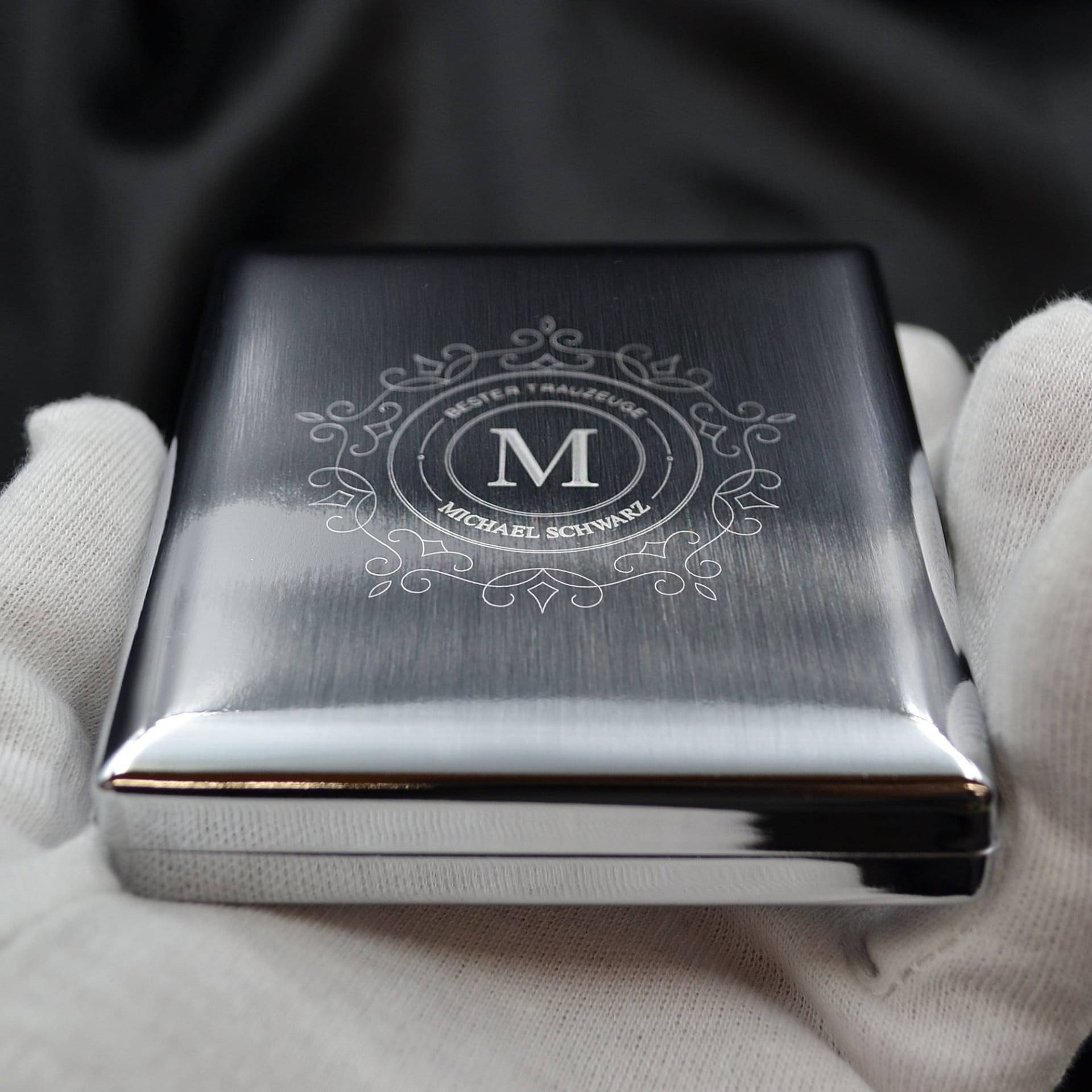 Zigarettenetui Mit Gravur in Geschenkbox Zigarettenbox Personalisiert Geschenkidee Geburtstag Taufpate Bester Papa Zigarettenetui Mit Gravur in Geschenkbox Zigarettenbox Personalisiert Geschenkidee Geburtstag Taufpate Bester Papa von MOMOFAKTUR