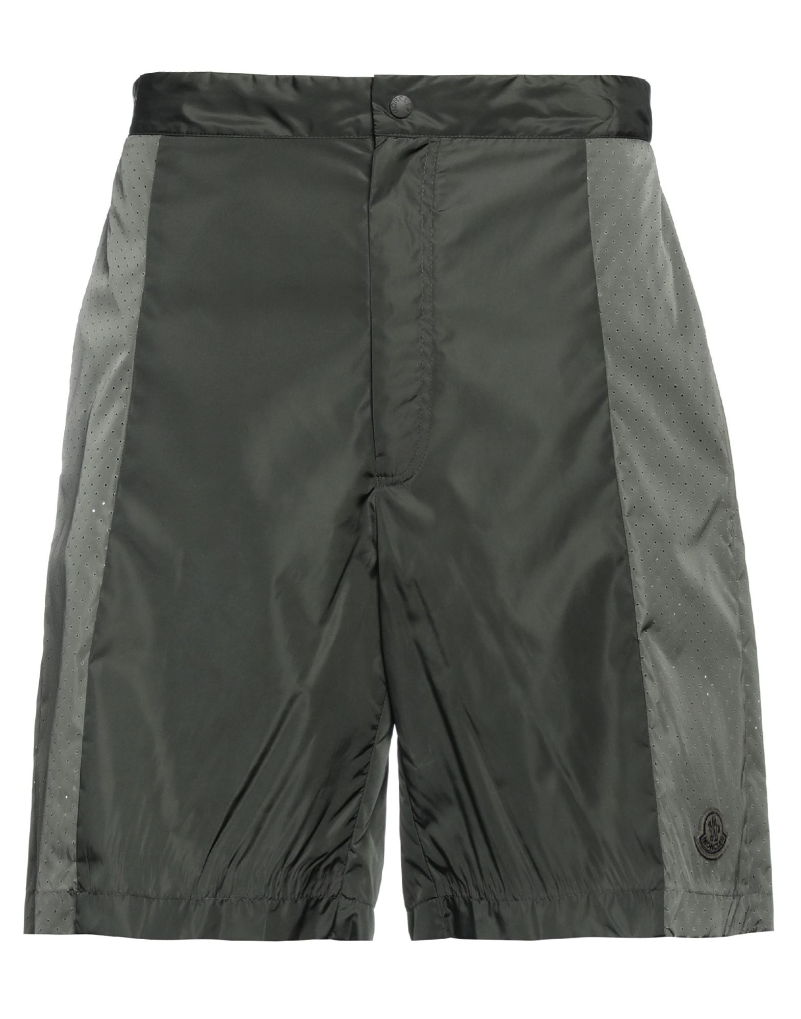 MONCLER Shorts & Bermudashorts Herren Militärgrün von MONCLER