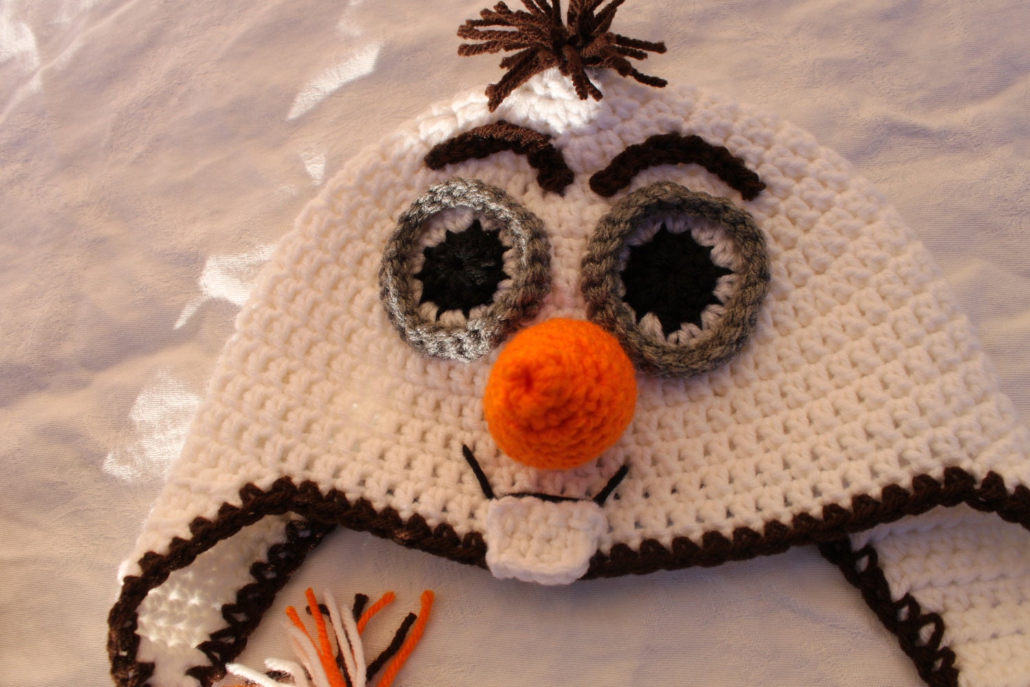 Gehäkelte Handgemachte Olaf Der Schneemann Mütze/Beanie Mit Ohren Und Langen Zöpfen. Gefrorener Schneemann. Baby-Erwachsene Größen Gehäkelte Handgemachte Olaf Der Schneemann Mütze/Beanie Mit Ohren Und Langen Zöpfen. Gefrorener Schneemann. Baby-Erwachsene Größen von MONKEYSHATZ
