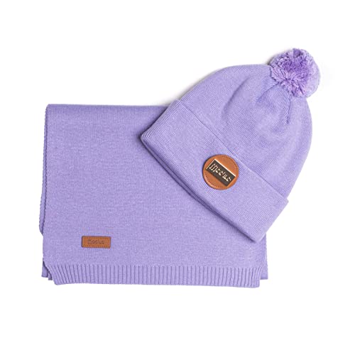 MOO´ILO Damen Mütze Schal Set Leder Metall Logo Frauenmode Damenmode Winter Herbst Strick Beanie warme Wintermütze mit passendem Strickschal - Desgin, made in Germany (Lila) von MOO´ILO