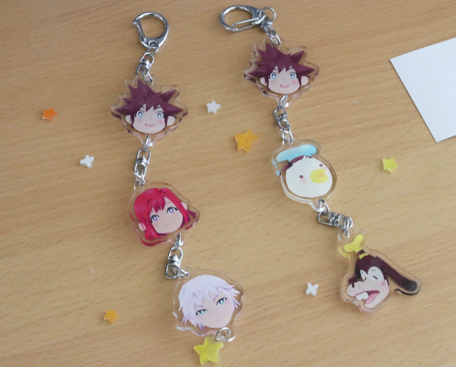 Kingdom Hearts Trio Acrylanhänger | Sora, Kairi Und Riku + Sora, Donald Goofy Kingdom Hearts Trio Acrylanhänger | Sora, Kairi Und Riku + Sora, Donald Goofy von MOOKARTSHOP