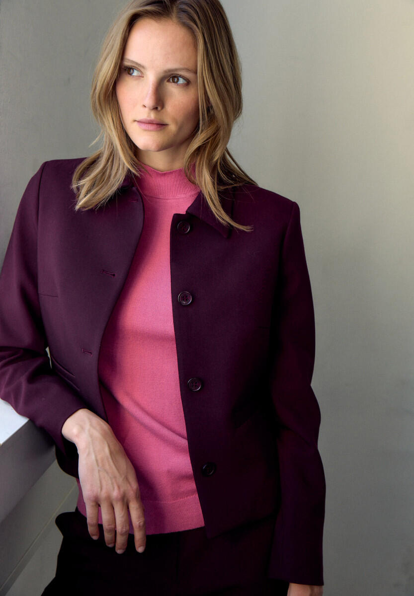 MORE & MORE - Kurzer Blazer rot - Gr. - 32 von MORE & MORE