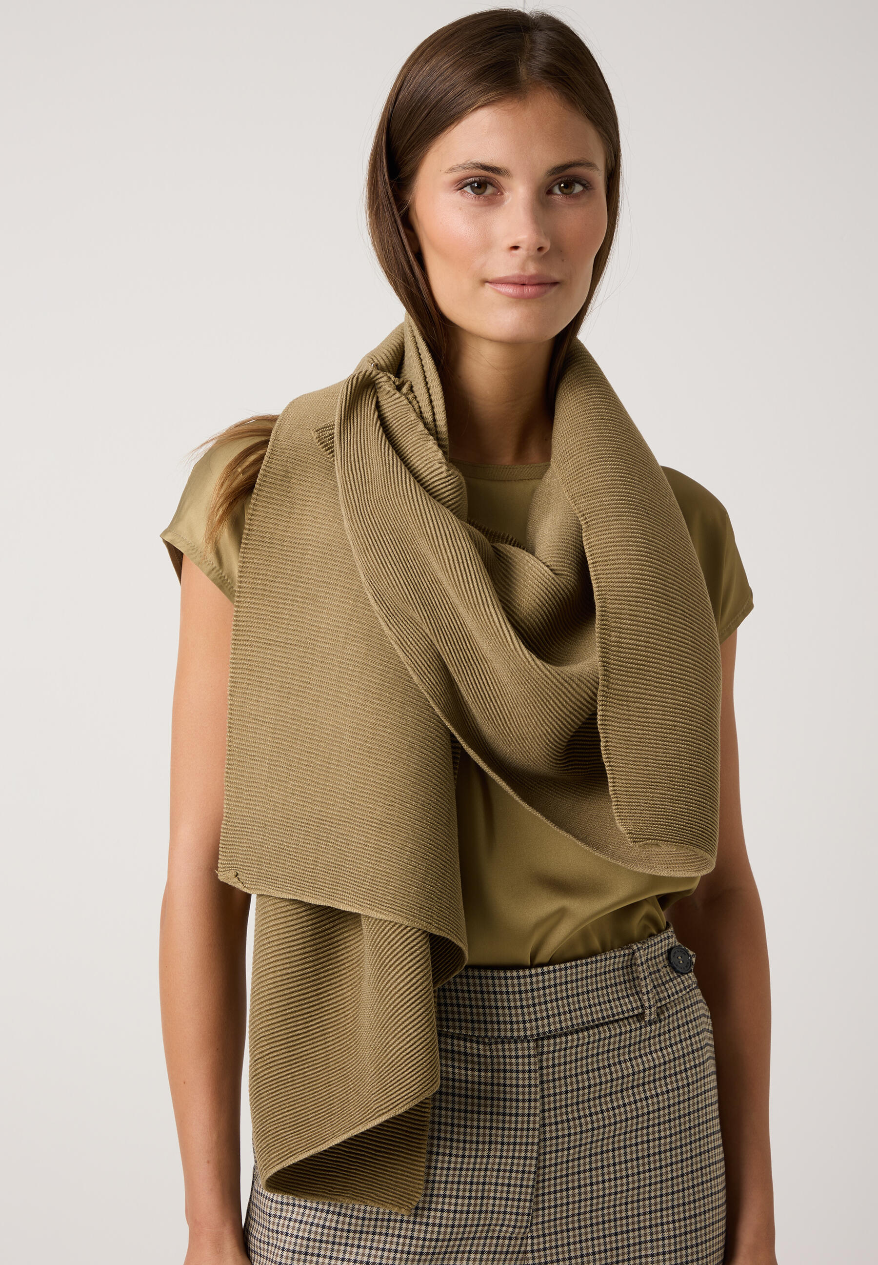 MORE & MORE - Plissée-Schal grün - Gr. - OS von MORE & MORE