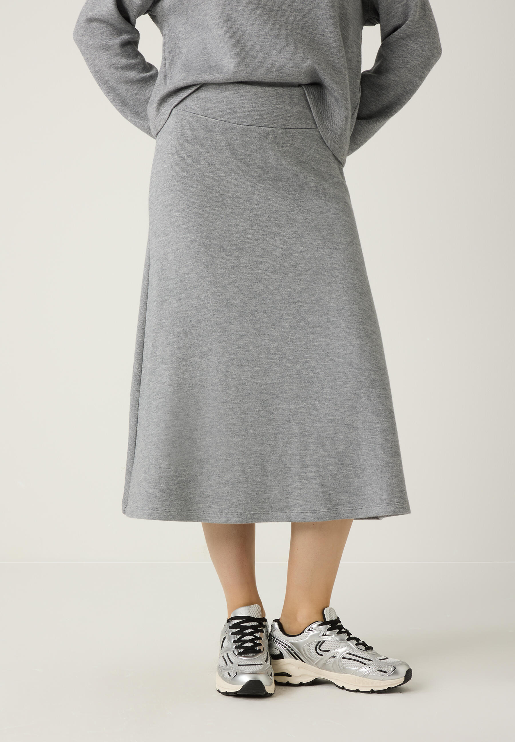 MORE & MORE - Sweatrock grau - Gr. - 34 von MORE & MORE