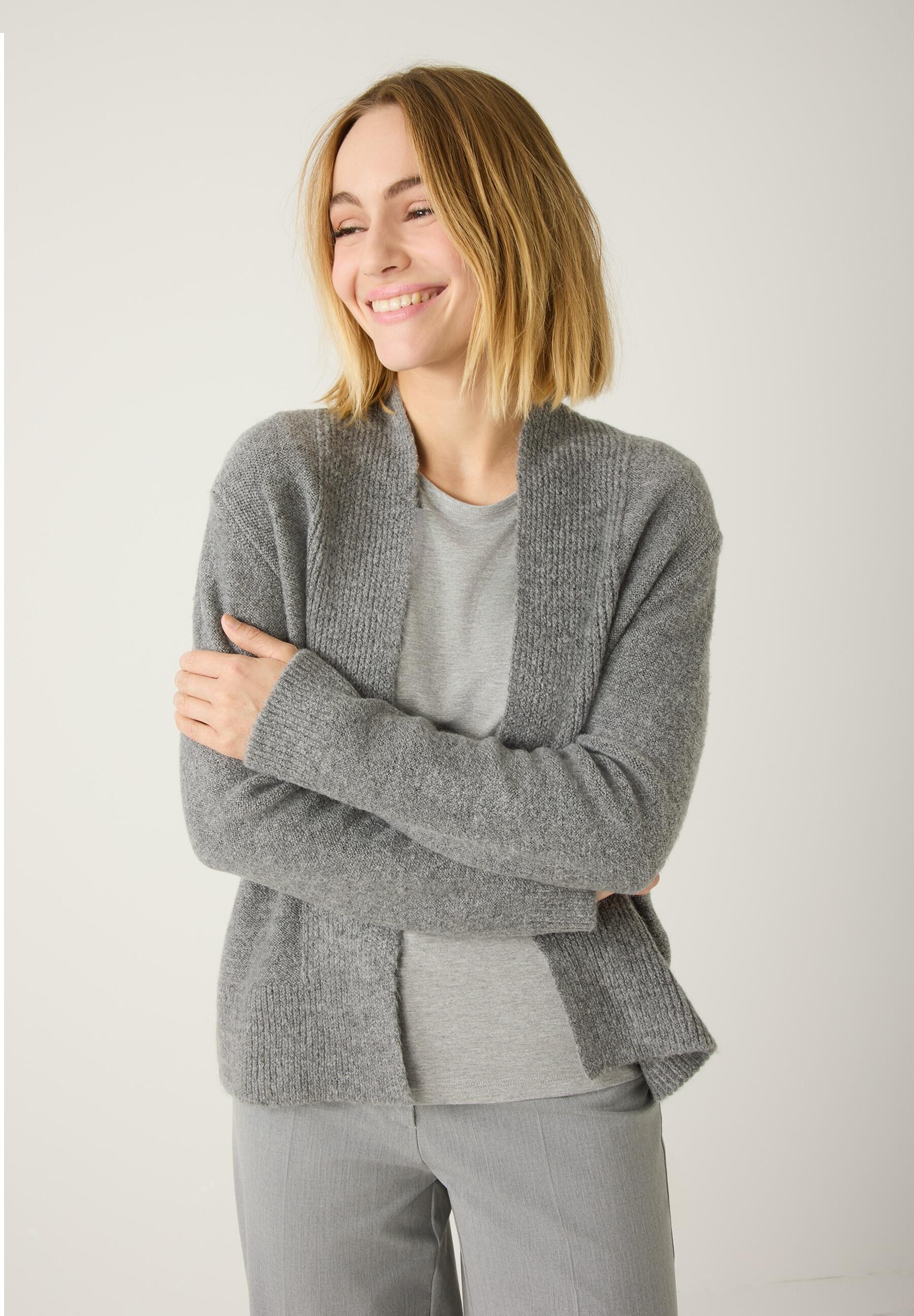 MORE & MORE - kurze Strickjacke grau - Gr. - 42 von MORE & MORE