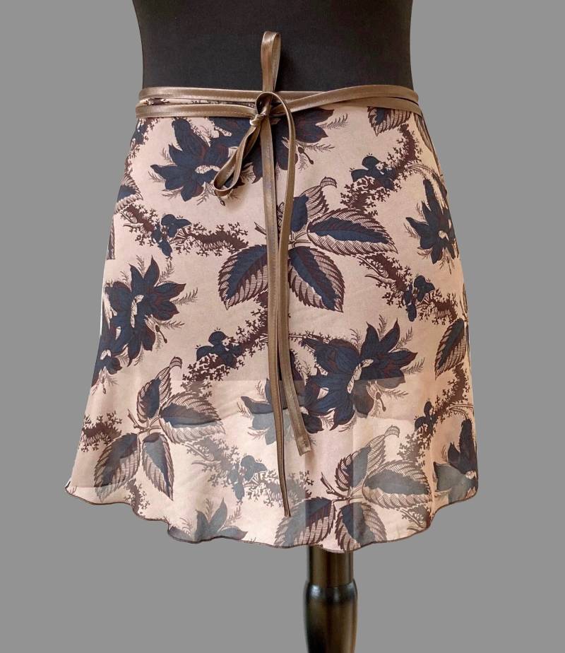 Ballett-Rock Aus Zartem Chiffon, Kurz Und Mittellang, Band Duchesse in Braun Oder Blau, Wickelrock von MOVEtheCOLOUR