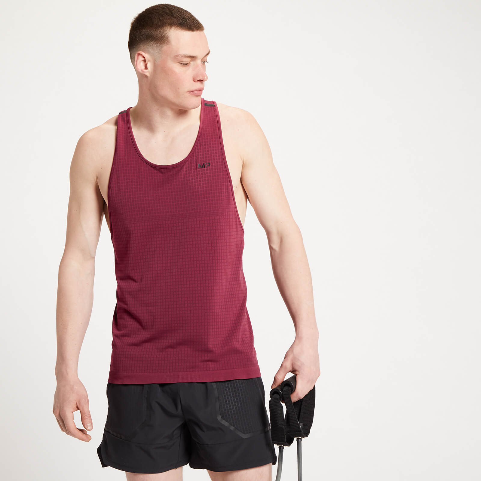 MP Men's Tempo Ultra Seamless Stringer Vest - Merlot - XS von MP