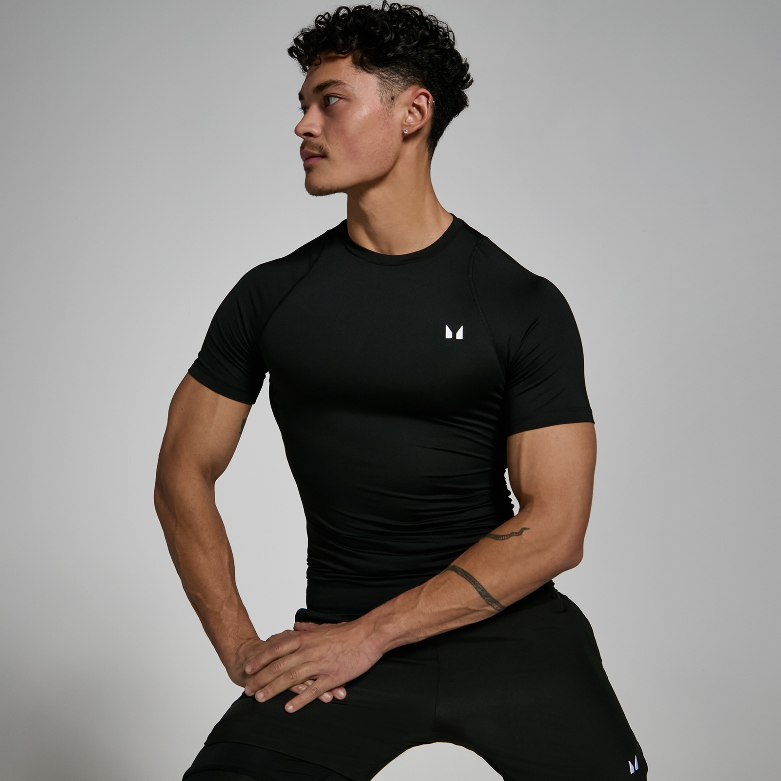 MP Men's Training Short Sleeve Baselayer - Black - M von MP