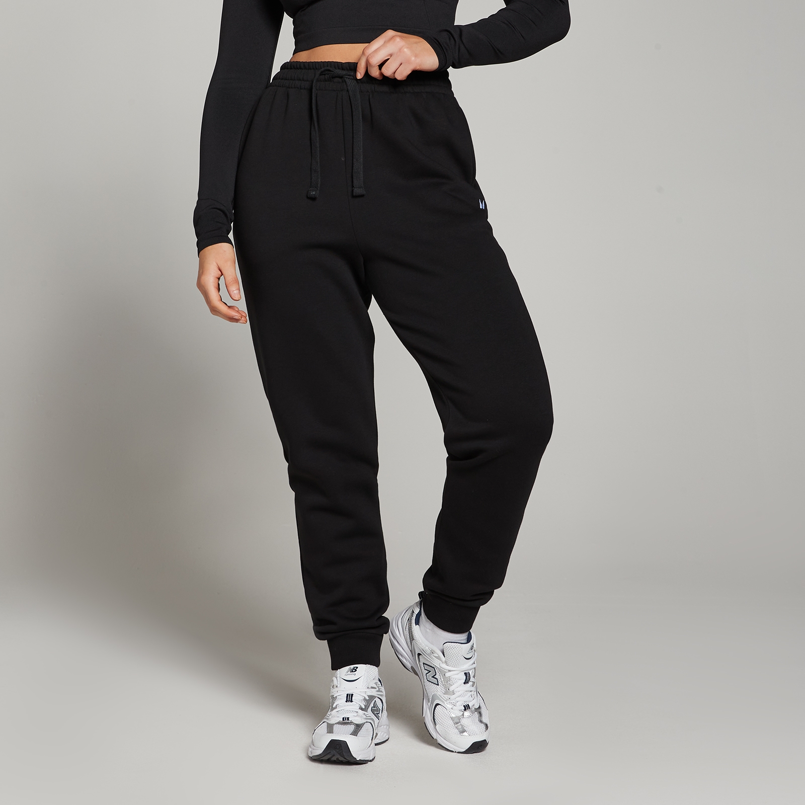 MP Women's Basics Regular Fit Joggers - Black - XL von MP