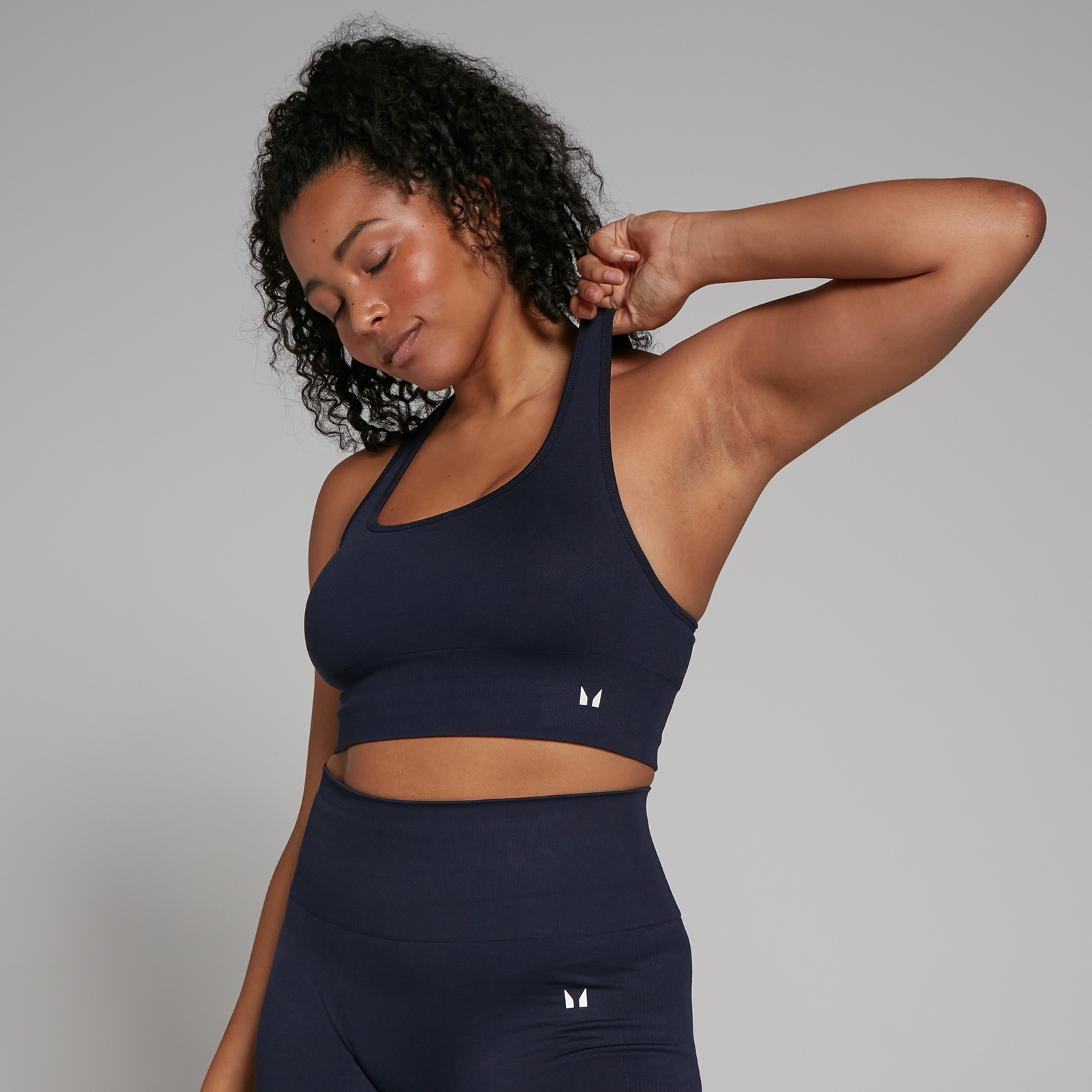 MP Women's Shape Seamless Sports Bra - Navy - L von MP