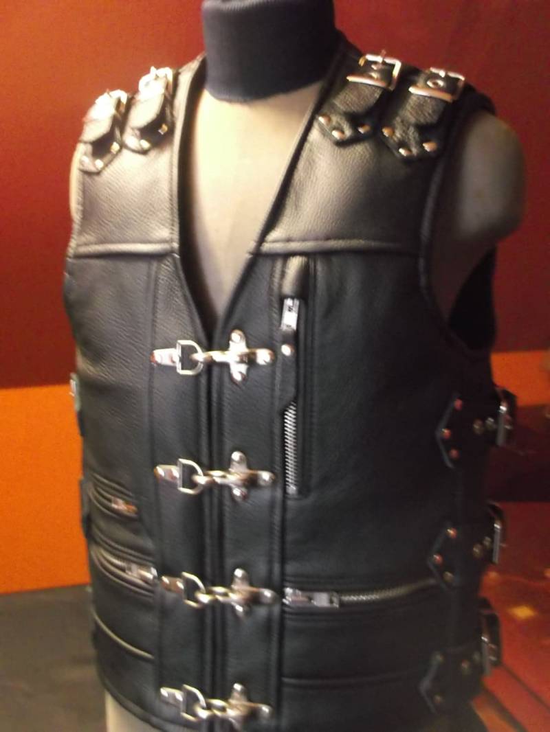 Bikerweste. Dickes Leder-1, 9 Mm. Motorradweste, Echtes Leder-Schwarz.hadmade Bikerweste. Dickes Leder-1, 9 Mm. Motorradweste, Echtes Leder-Schwarz.hadmade von MPBikerTailor