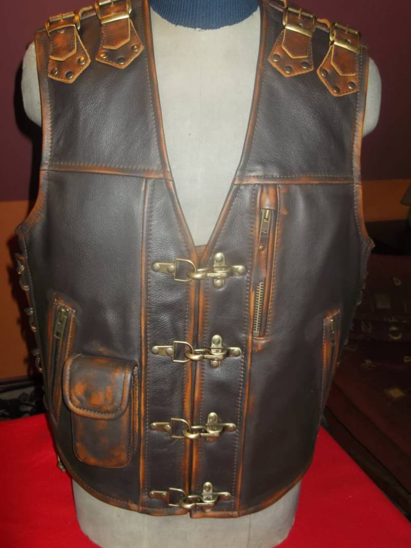 Bikerweste.handmade. Echtleder-1, 6 Mm-Braun. Leder Mit Abriebeffekt von MPBikerTailor