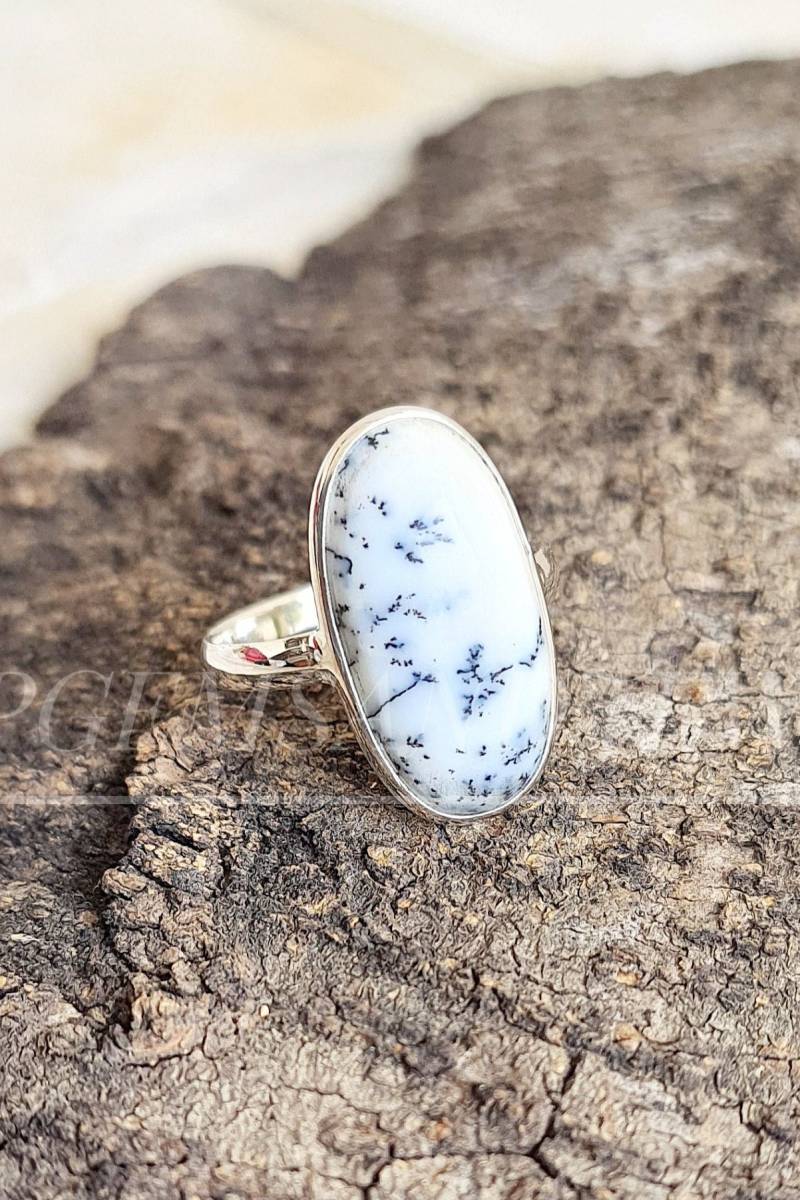 Dendrit Opal Ring, Edelstein Handgemachter Langer Oval Dendriten Achat 925 Silber Form Frauen On Sale von MPgemsandjewels