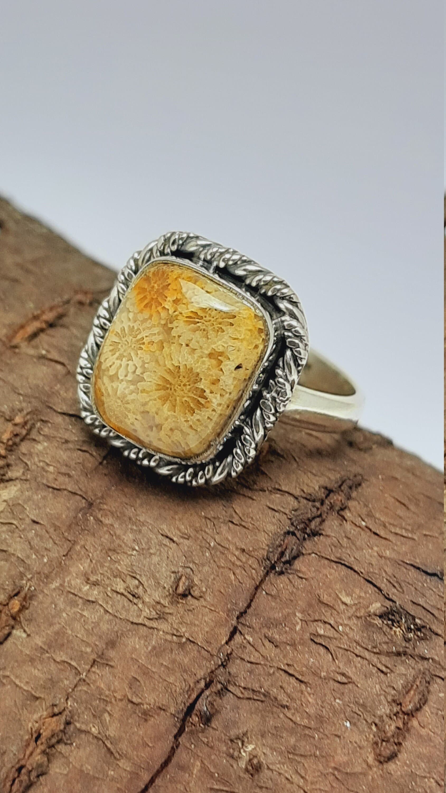 Fossiler Korallen Ring, 925Er Sterling Silber Fossil Großer Stein Frauen Zierliche Ring von MPgemsandjewels