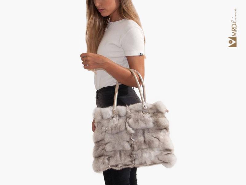 Tasche Aus Fuchspelz. Pelztasche. Pelz Handtasche. Schultertasche Fell. Damen Umhängetasche. Einkaufstasche. Shopper. Blauer Fuchs. Geschenk Für Sie von MRDline