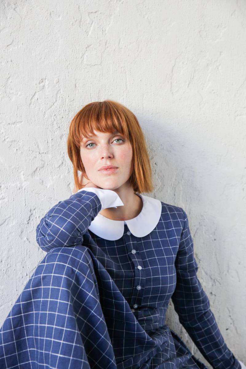 Leinenhemdkleid, Ginghamkleid, Peter Pan-Kragenkleid, Kleine Frauen Kleid, Vintage-stil Leinen Retro Manschettenärmel Bescheidenes Kleid von MRSPOMERANZ