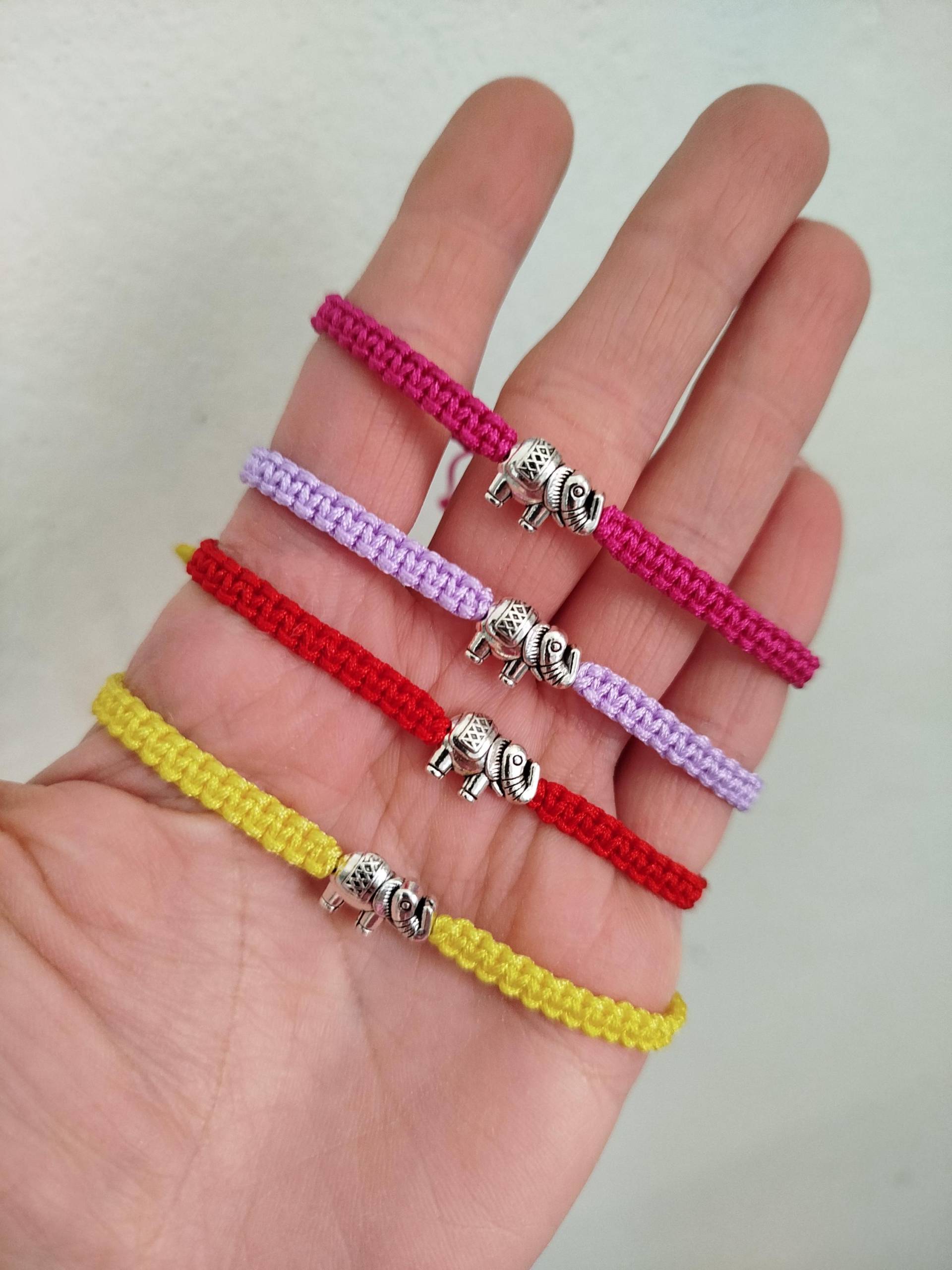 Hippie Chic Makramee Armband Mit Elefant - Handgemachter Boho Schmuck, Festival Für Damen von MRjewerlyCZ